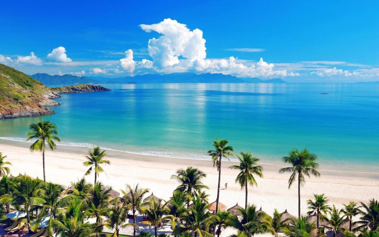 Tesoro Hotel Nha Trang Buitenkant foto